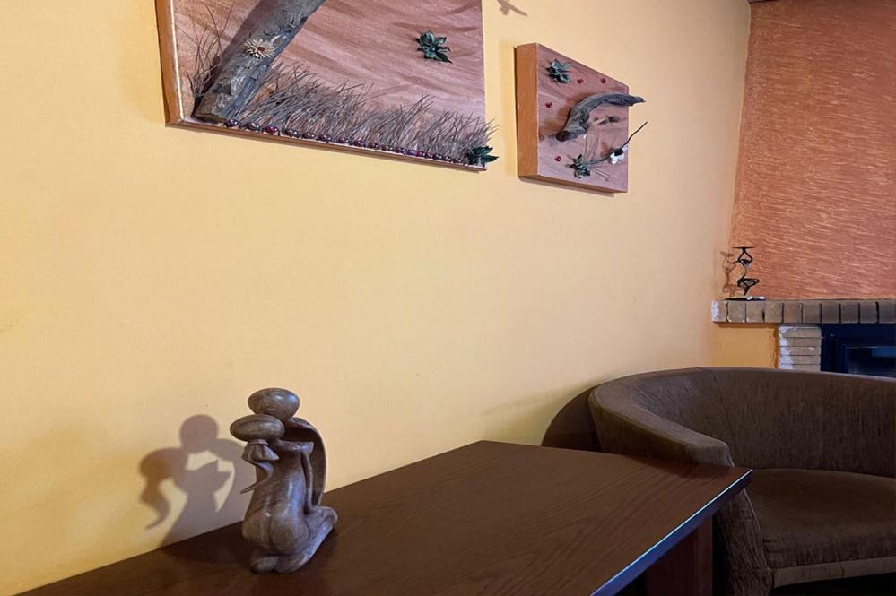 Guesthouse Teloni Vitina Luaran gambar