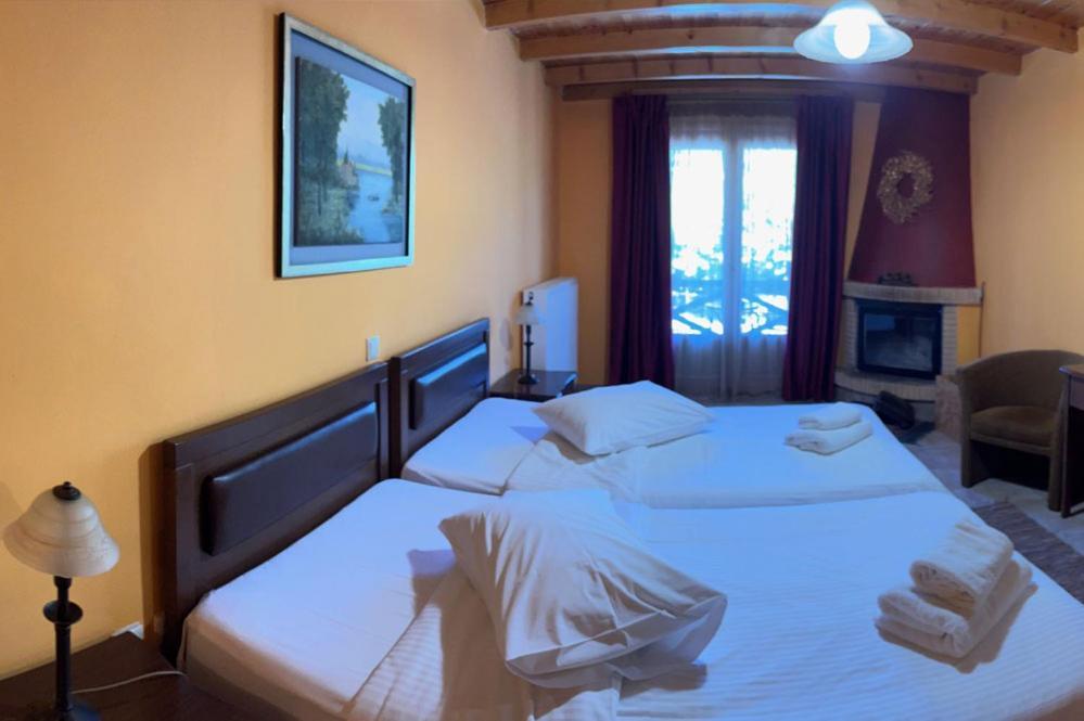Guesthouse Teloni Vitina Luaran gambar
