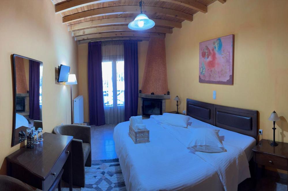 Guesthouse Teloni Vitina Luaran gambar